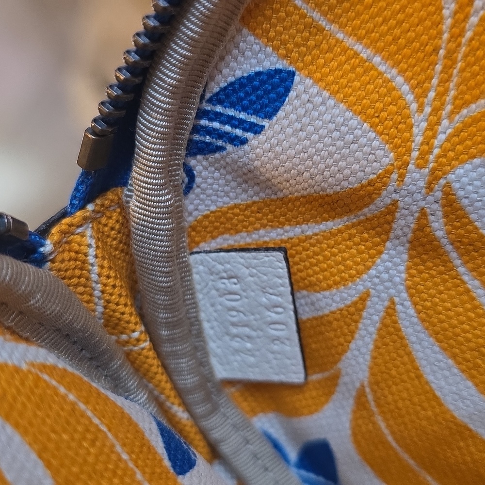 Gucci And Adidas Blue and White Men's Accessory Set Coated Canves - Picture 4 of 4